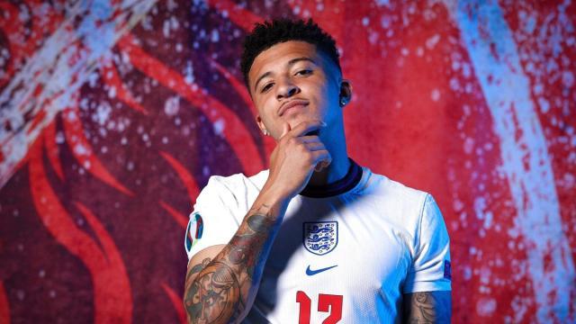 中欧体育登录入口-多特官宣桑乔转会曼联，红魔期盼的右边锋终到位！