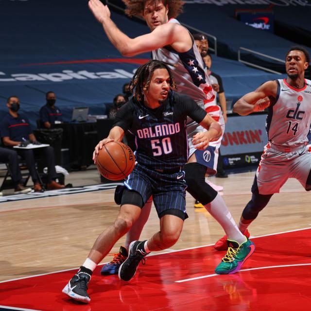 中欧体育-缺阵两个月迎来复出 魔术新秀收获韦少宝贵建议